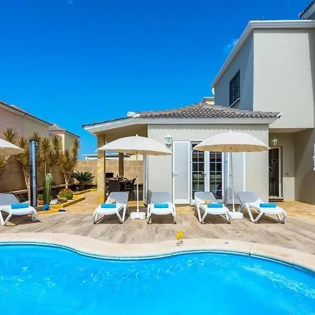 Villa Playa De Fanabe Sleeps 6 Pool Air Con Wifi *
