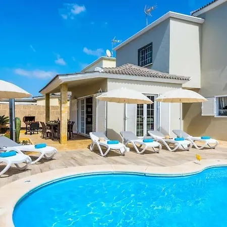 Villa Playa De Fanabe Sleeps 6 Pool Air Con Wifi