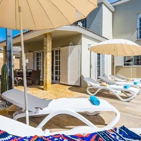 Playa De Fanabe Sleeps 6 Pool Air Con Wifi *
