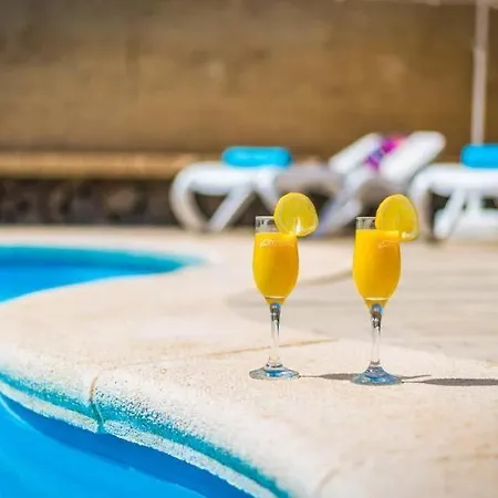 Playa De Fanabe Sleeps 6 Pool Air Con Wifi * Costa Adeje (Tenerife)