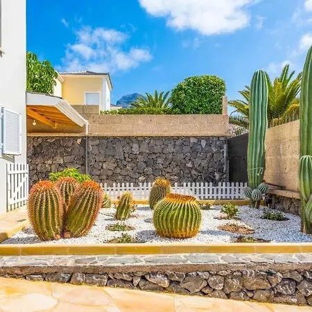 Villa Playa De Fanabe Sleeps 6 Pool Air Con Wifi