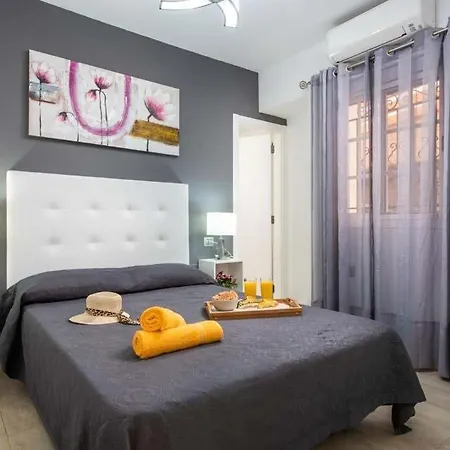 Villa Playa De Fanabe Sleeps 6 Pool Air Con Wifi